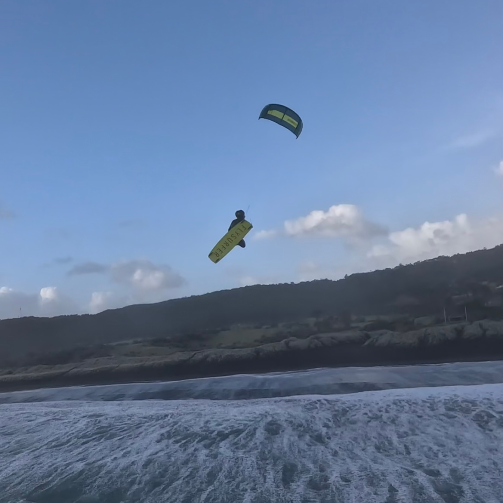 Kiter Hugo Wigglesworth dosáhl výšky 36,7 m