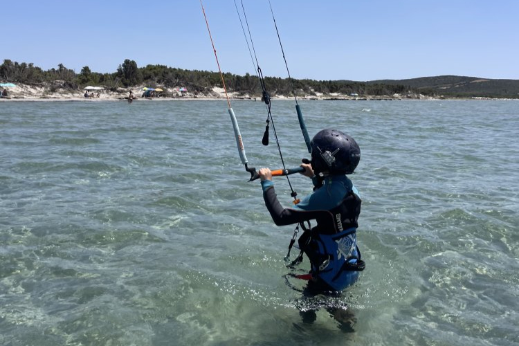 Flyit Kitesurf škola - učíme i děti