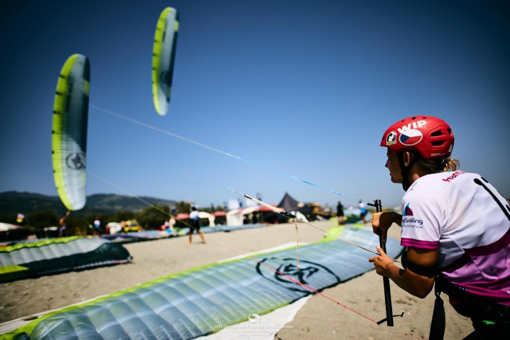 Jak se stát závodníkem ve Formula Kite - FLYSURFER VMG