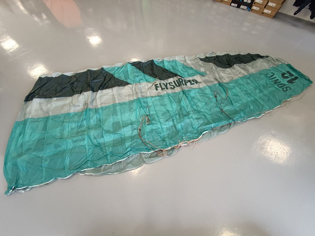 Kite FLYSURFER SONIC4 12m only