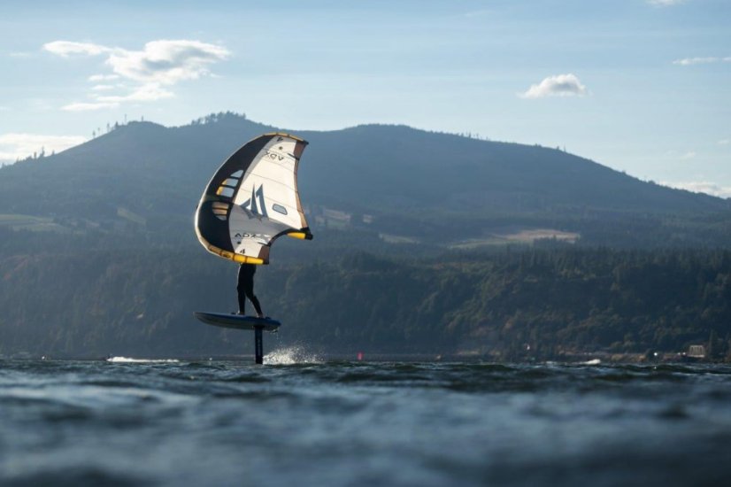 Wing-Surfer 2024 NAISH ADX Nvision