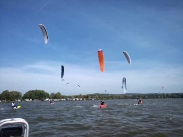 Druhé kolo ČP v kiteboardingu na Rozkoši 3. 10. 2020