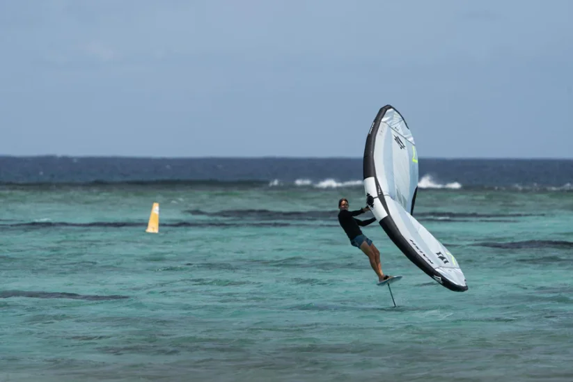 Wing-surfer 2025 NAISH Atom