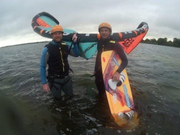 Bezpečnost kiteboardingu - úvod + vybavení