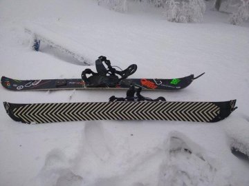 Split snowboard vs skialpy
