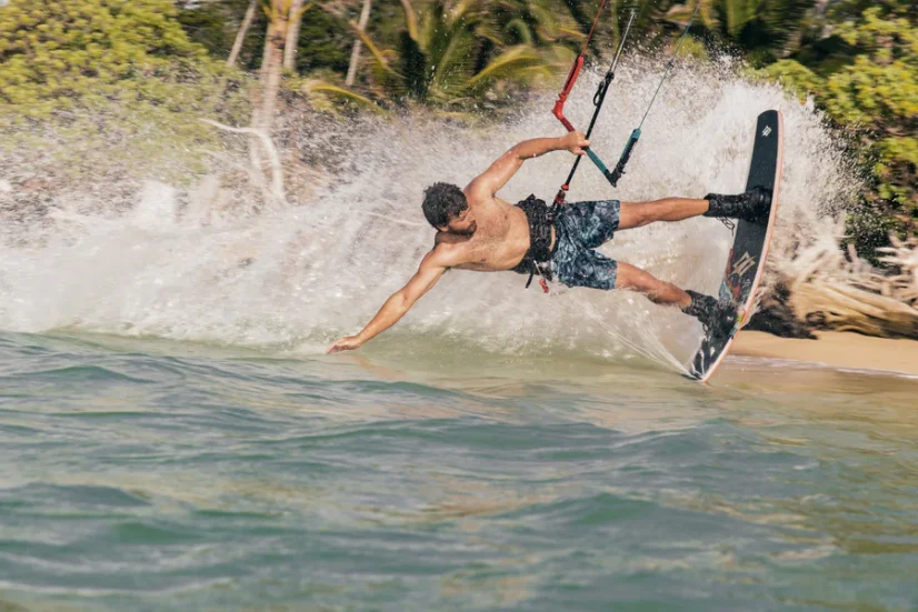 Kiteboard 2025 NAISH Traverse EJ Pro