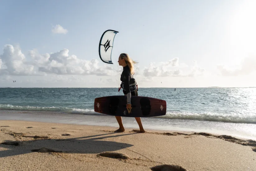 Kiteboard 2025 NAISH Alana