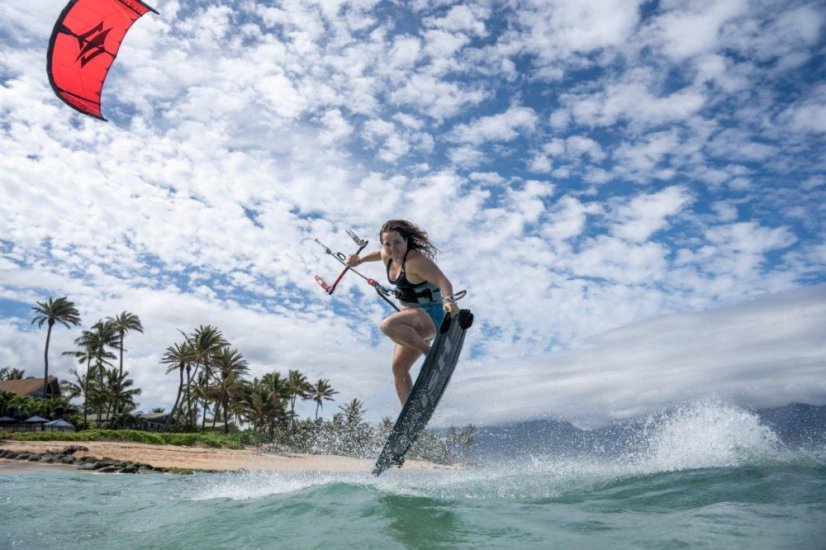 Kite 2023 NAISH Triad