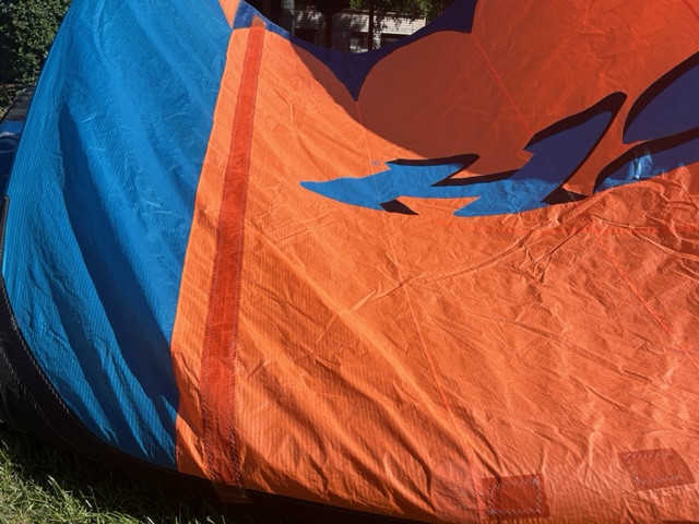 Kite S25 NAISH Pivot 10m