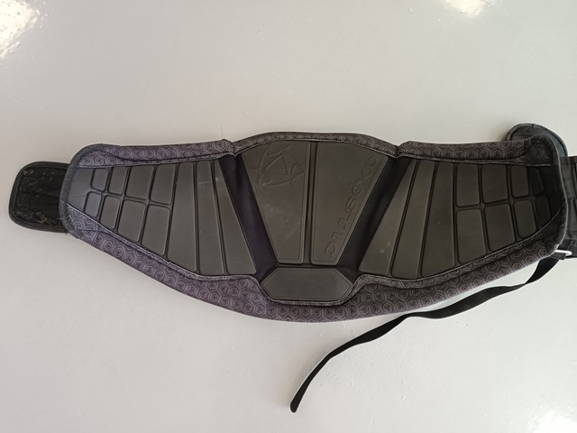 Bedrový kite trapéz Mystic CODE01  veľ. XL