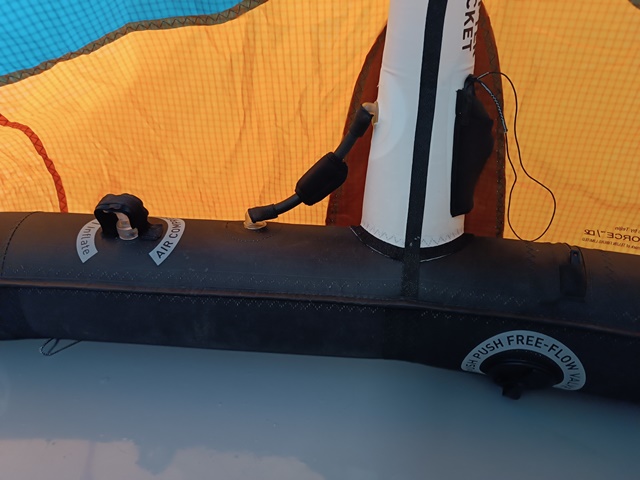 Kite FLYSURFER BOOST3 7m komplet - Kompletácia: kite komplet s barom
