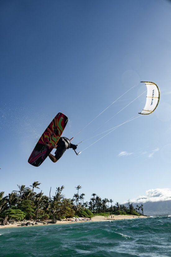 Kite 2026 NAISH Pivot NVision