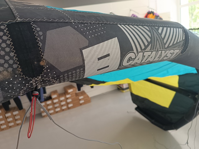 Kite OZONE Catalyst 8m komplet