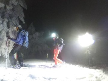 První zkušenost se split snowboardem