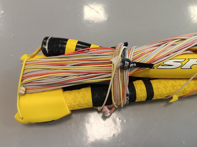 Ráhno Naish Base bar 24m + leash