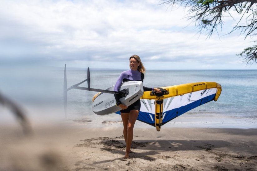 Wing-Surfer 2026 NAISH ADX NVision