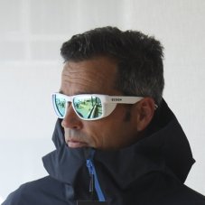 Sunglasses OCEAN Le Morne - White / revo blue lens