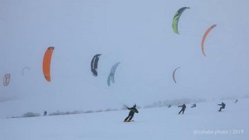Moldava cross-country snowkite race 2019