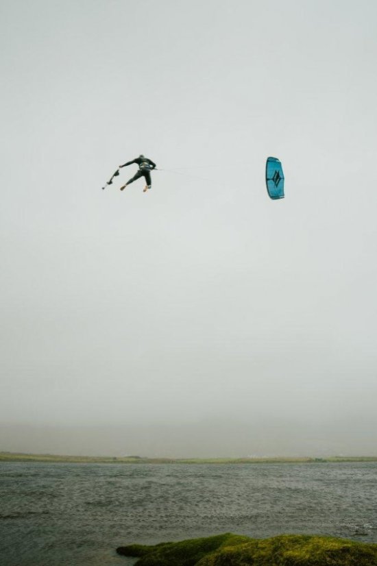 Kite 2024 NAISH Pivot