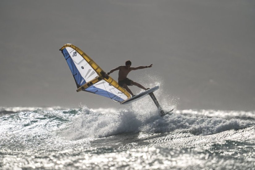 NAISH 2026 Hover Chimera Wing Foilboard