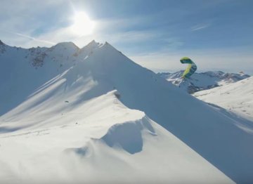 Snowkite touring FPV