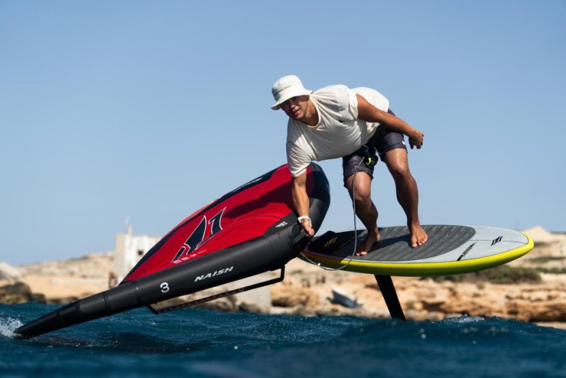 NAISH 2026 Hover Chimera NVision Wing Foilboard