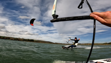 Kitesurfing Secret Spot 4.11. s FLYSURFER Sonic4