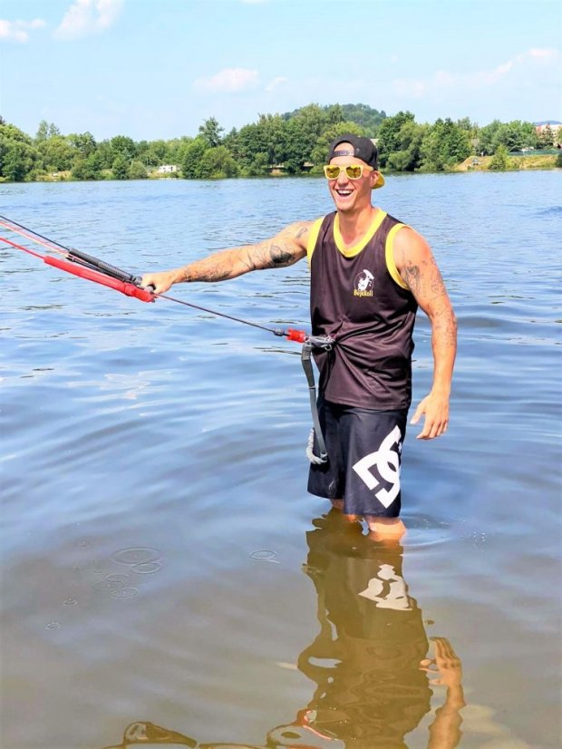 BEJKROLL kite dres - černo/žlutý - Pánská velikost: XL