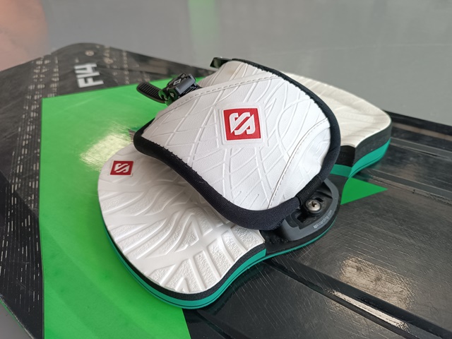 Kiteboard Futurekiting F14 135x41,5