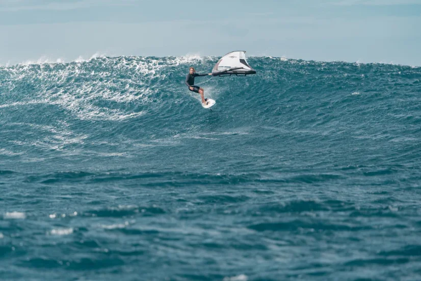 Wing-Surfer 2025 NAISH ADX