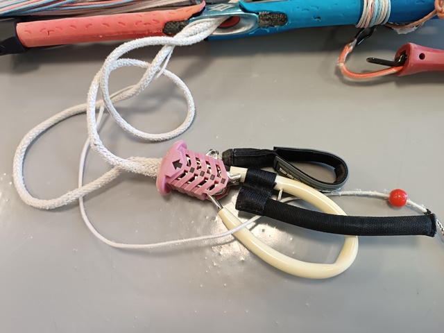 Ráhno Naish Base bar 24m + leash