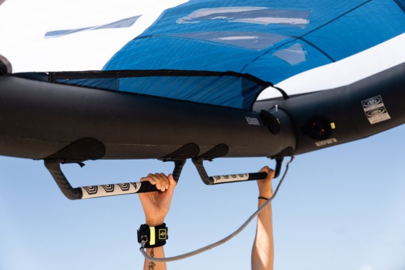 Wing-Surfer 2026 NAISH ADX