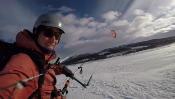 Flysurfer Hybrid a snowkiting v Norsku