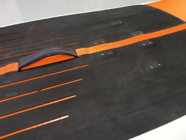 Nafukovací foilboard SLINGSHOT I-FLY V1 105L