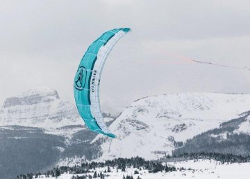 Nový kite Flysurfer Peak5