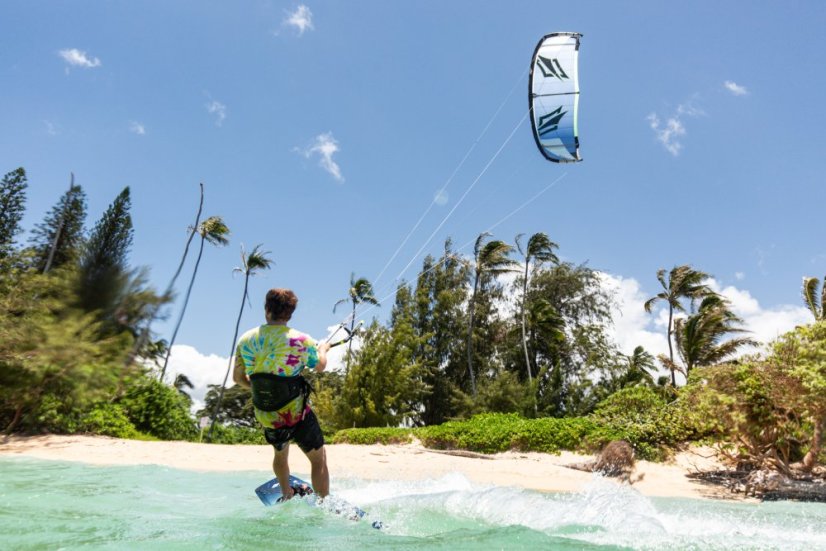 Kite 2027 NAISH Pivot Q