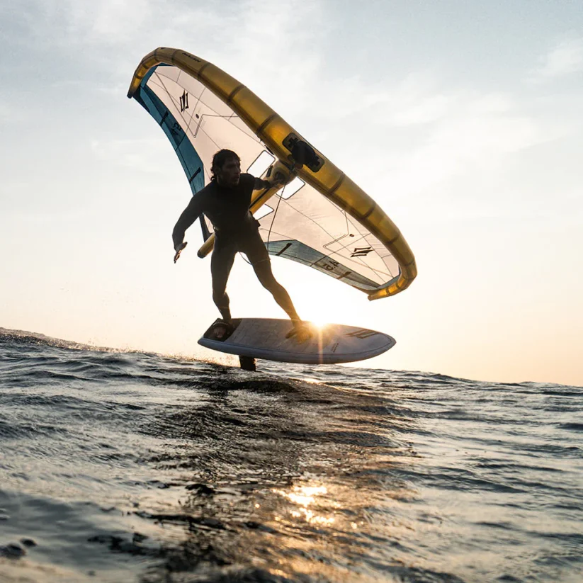 Wing-Surfer 2025 NAISH ADX Nvision