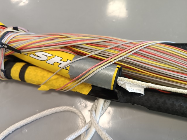 Ráhno Naish Base bar 24m + leash