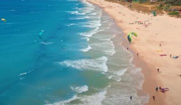 10 největrnějších měst na světě pro kiteboarding