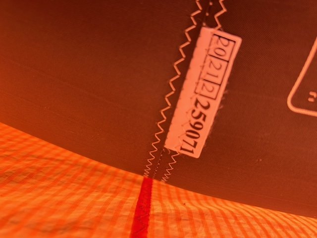 Kite S25 NAISH Pivot 10m