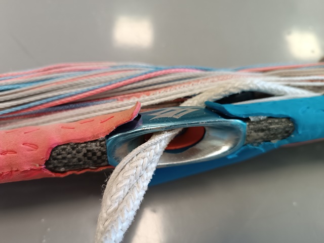 Ráhno Naish Base bar 24m + leash