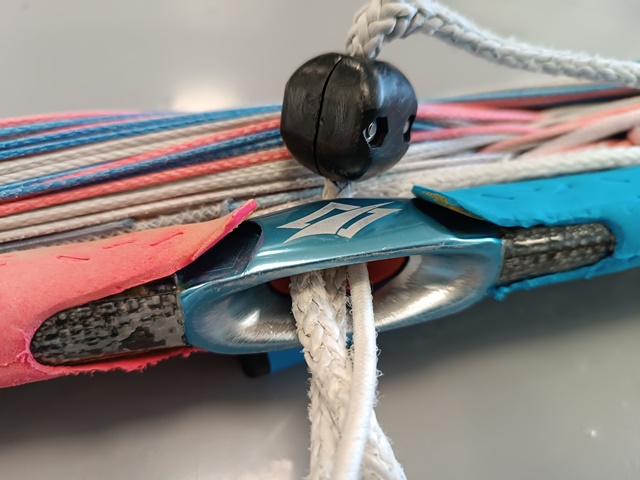 Ráhno Naish Base bar 24m + leash