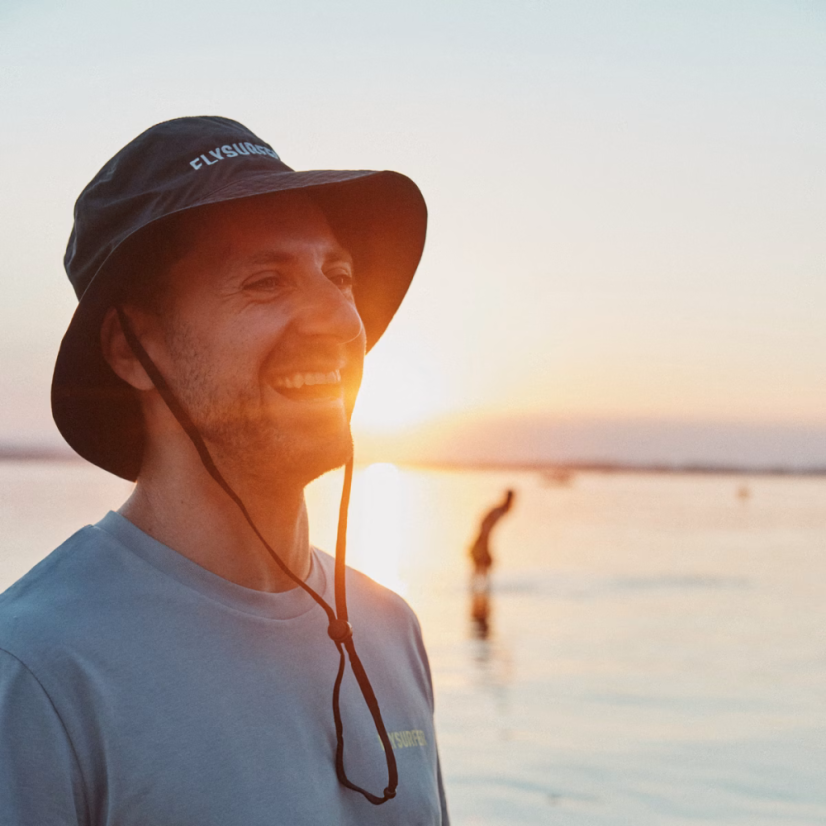 Klobouk FLYSURFER Surf Hat - black