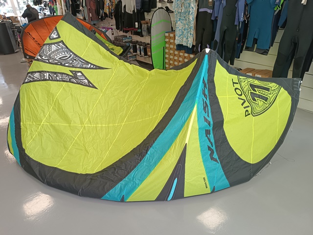 Kite NAISH Pivot S27 11m only