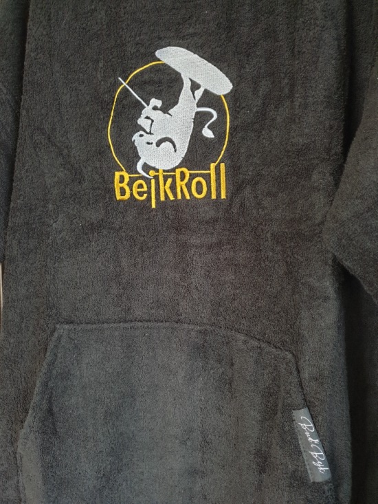 Pončo BejkRoll s kapsou - černé - Velikost: S