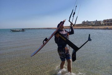 Hydrofoil Naish JET MA a kite?