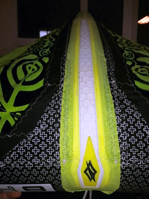 Kite 2015 NAISH Torch 8,0