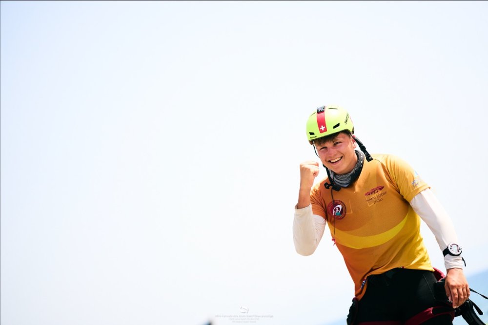 Úspěchy FLYSURFER 2024- Gian Andrea mistr