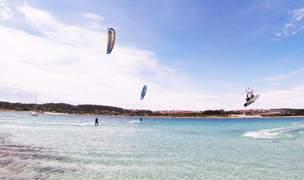 Liznjan kiteboardin - Flysurfer Soul2 freeride