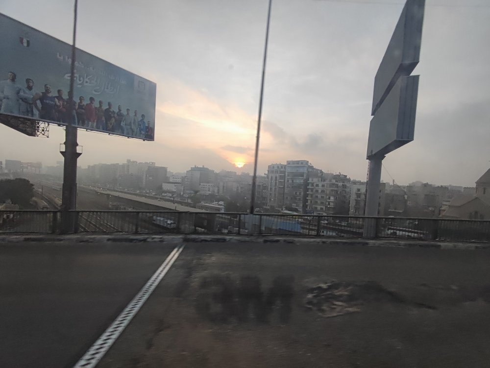 Ztracený pas v egyptě - východ slunce v Káhiře